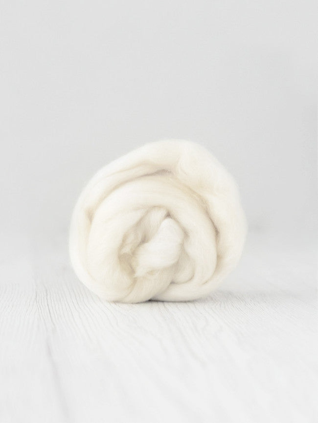 16 micronos extrafinom merino szalaggyapjú