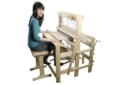 Toika Laila 4 nyüstös 4 lábítós finn szövőszék 