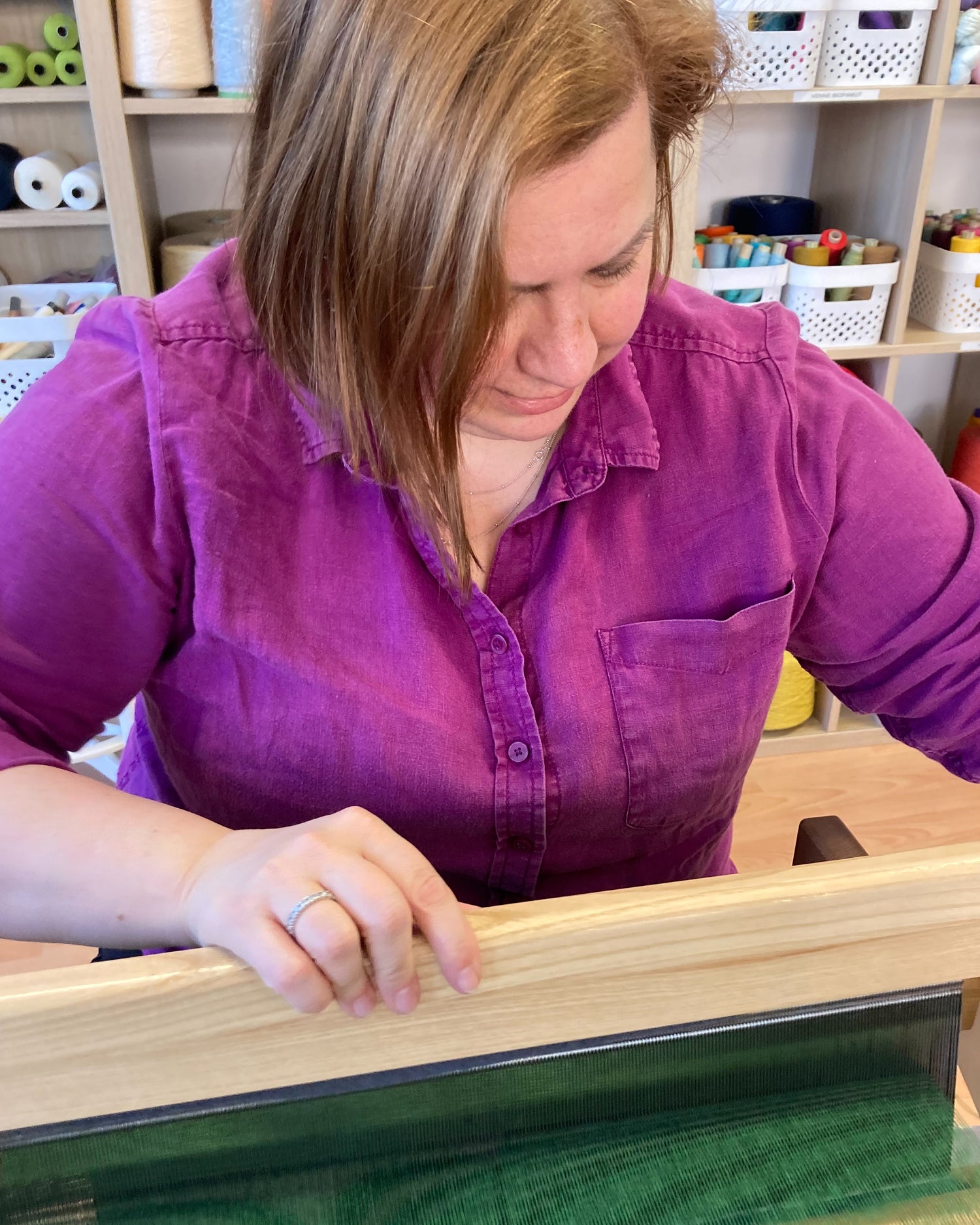 Önálló szövés kész felvetésen műhelyfoglalkozáson